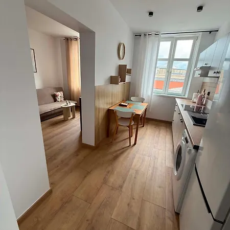 Nowy Rynek 10 Apartment *